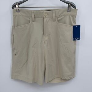 Huk Men's Kona 9" Shorts size 32 Light Khaki
